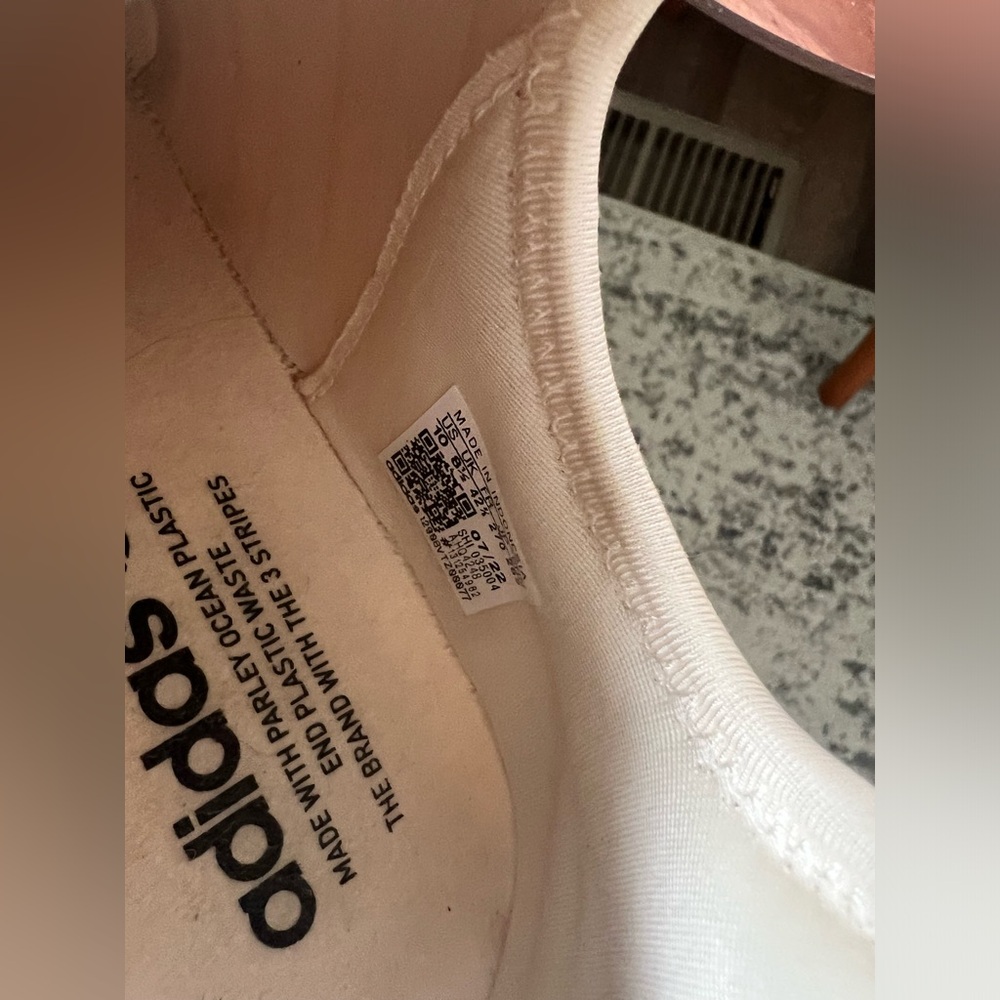 Women’s Adidas NMD Cream - Picture 5 of 5